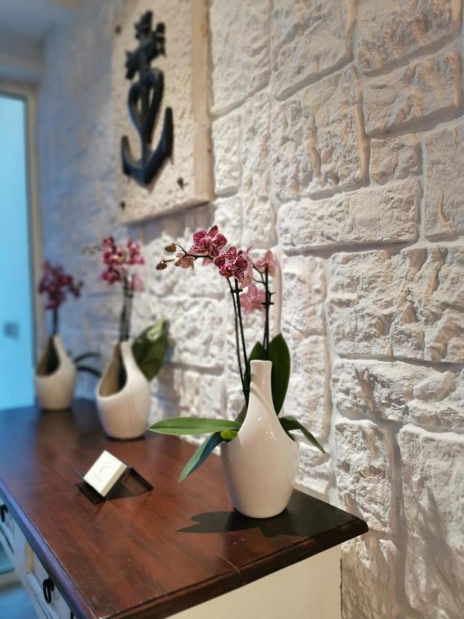 L'Auberge Camarguaise แซ็งต์-มารี-เดอ-ลา-แมร์ ภายนอก รูปภาพ
