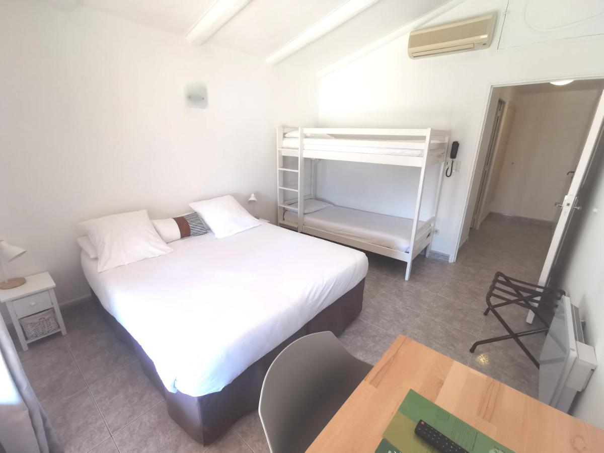 L'Auberge Camarguaise แซ็งต์-มารี-เดอ-ลา-แมร์ ภายนอก รูปภาพ