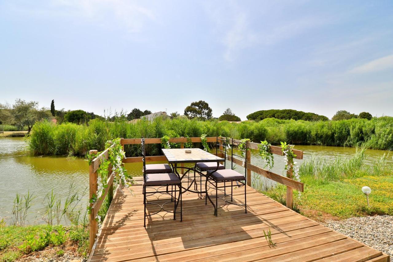 L'Auberge Camarguaise แซ็งต์-มารี-เดอ-ลา-แมร์ ภายนอก รูปภาพ