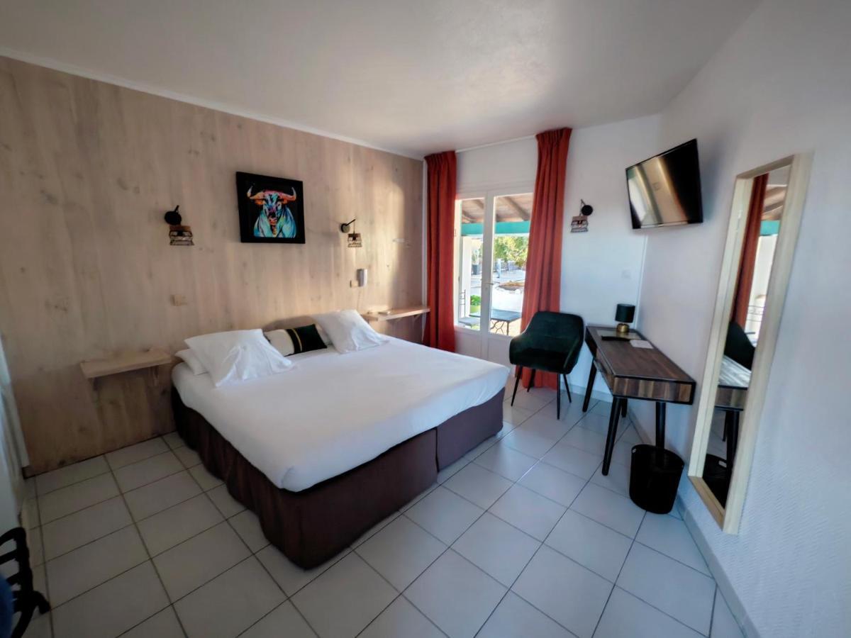 L'Auberge Camarguaise แซ็งต์-มารี-เดอ-ลา-แมร์ ภายนอก รูปภาพ