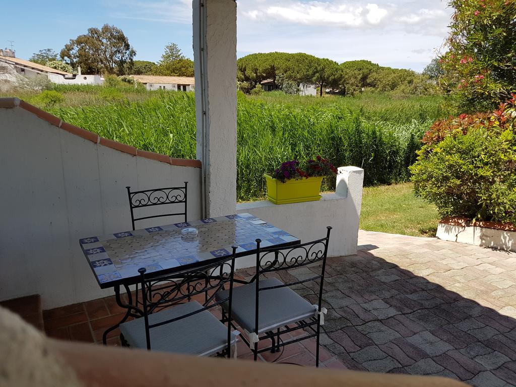 L'Auberge Camarguaise แซ็งต์-มารี-เดอ-ลา-แมร์ ภายนอก รูปภาพ